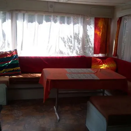 Lesna Galeria Dawniej U Mateusza Vakantiehuis *